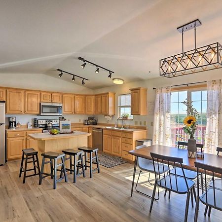 Red Lodge Townhome With Hot Tub And Mountain Views! Exterior photo